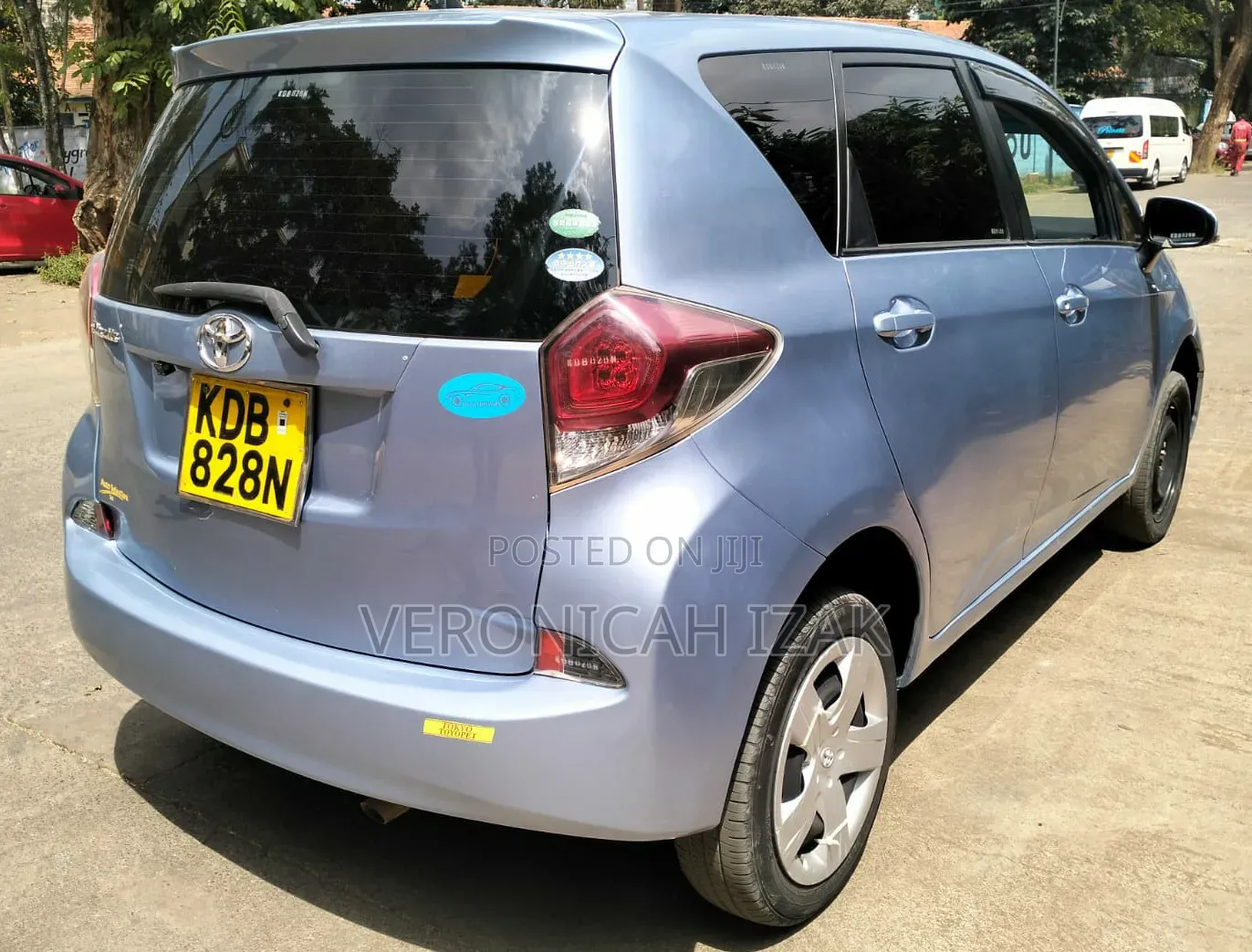 Toyota Ractis 2014 Blue