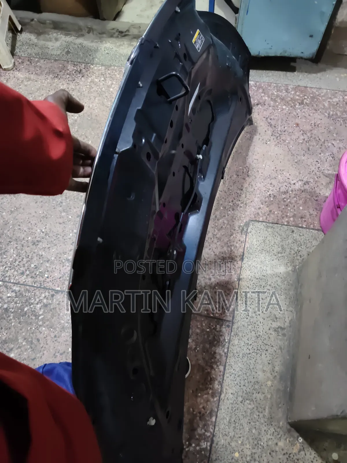 Bonnet Toyota Spade 2015