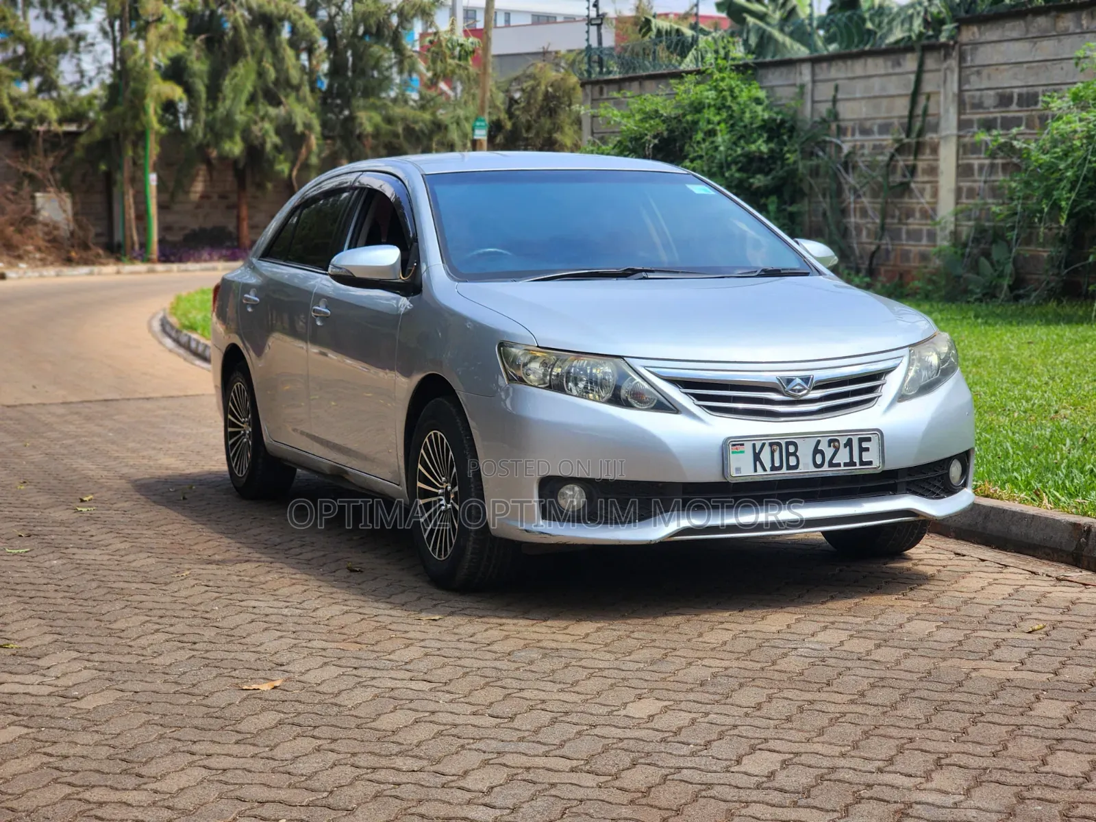 Toyota Allion 2013 Silver