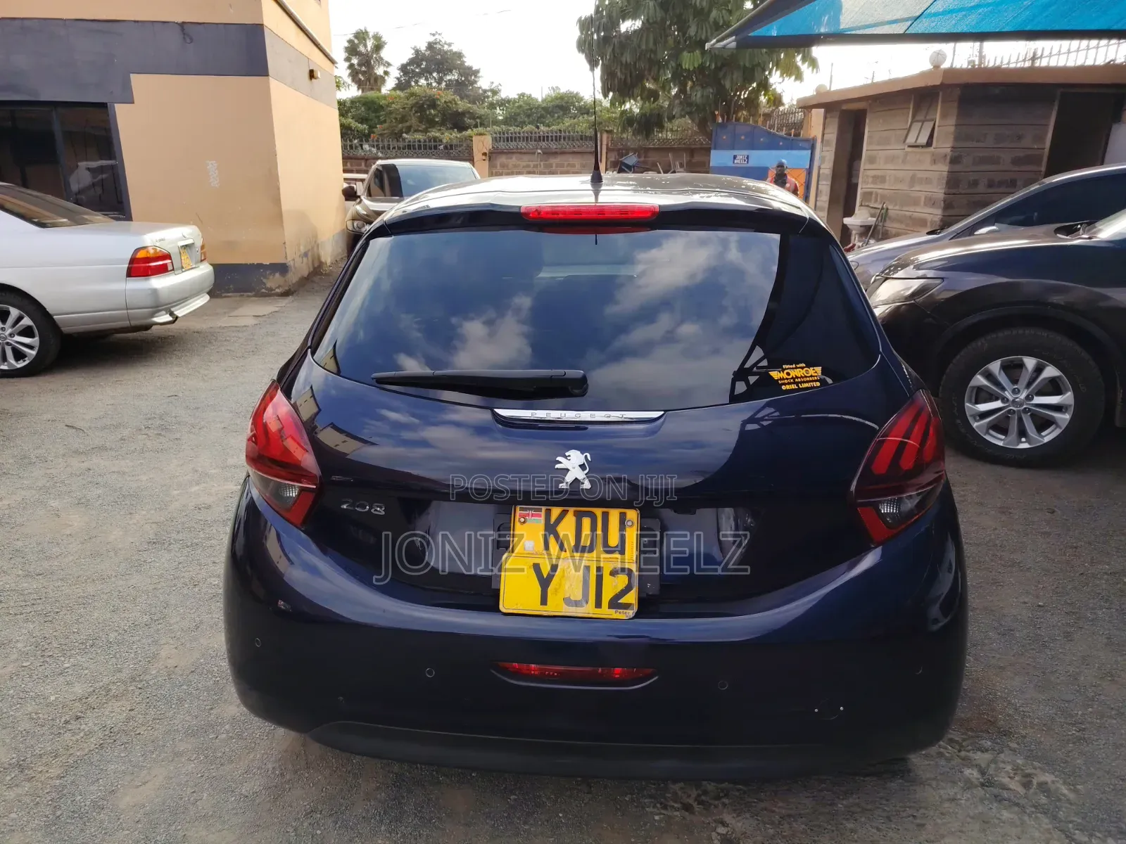 Peugeot 208 2018 Black