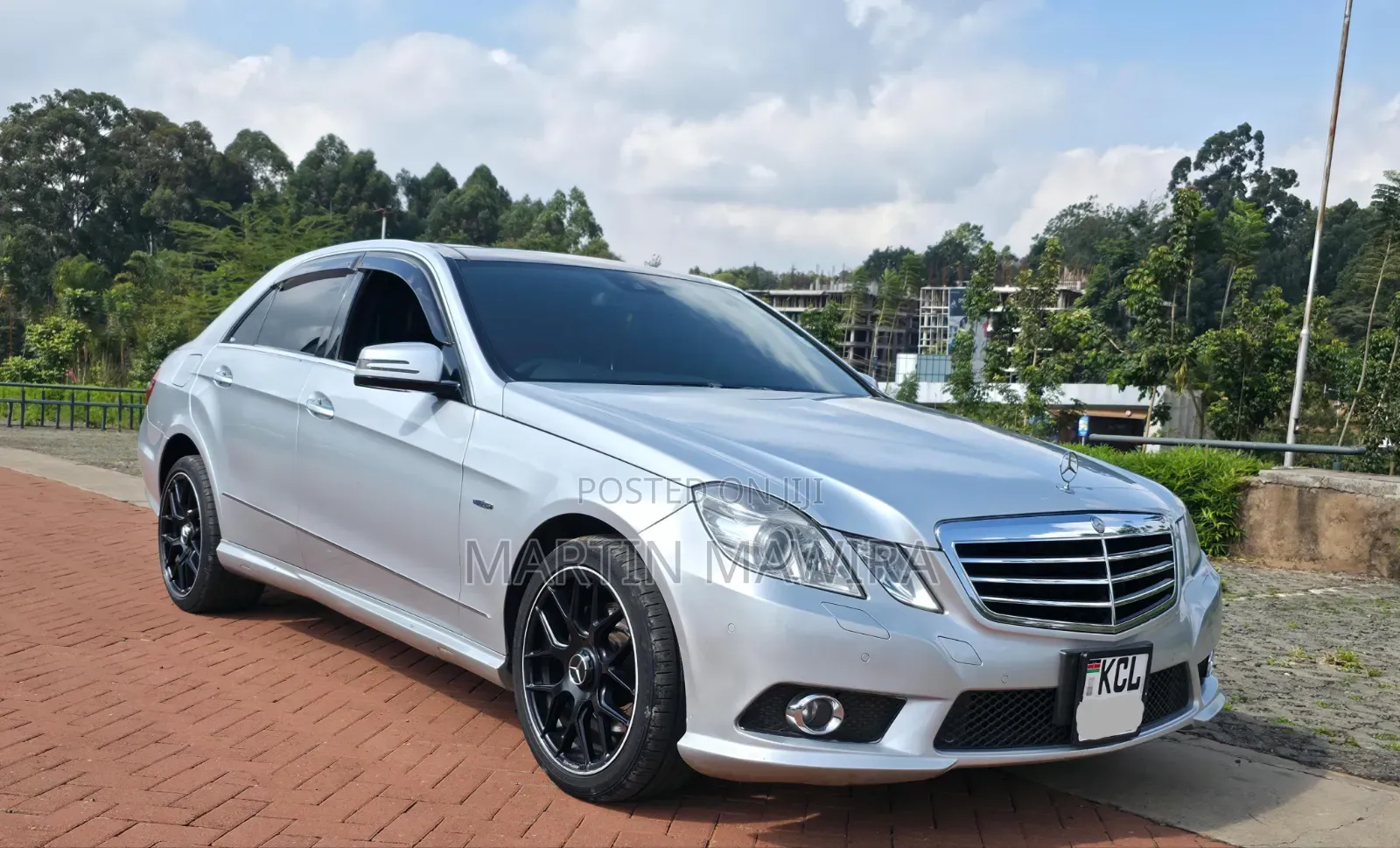 Mercedes-Benz E250 2011 Silver