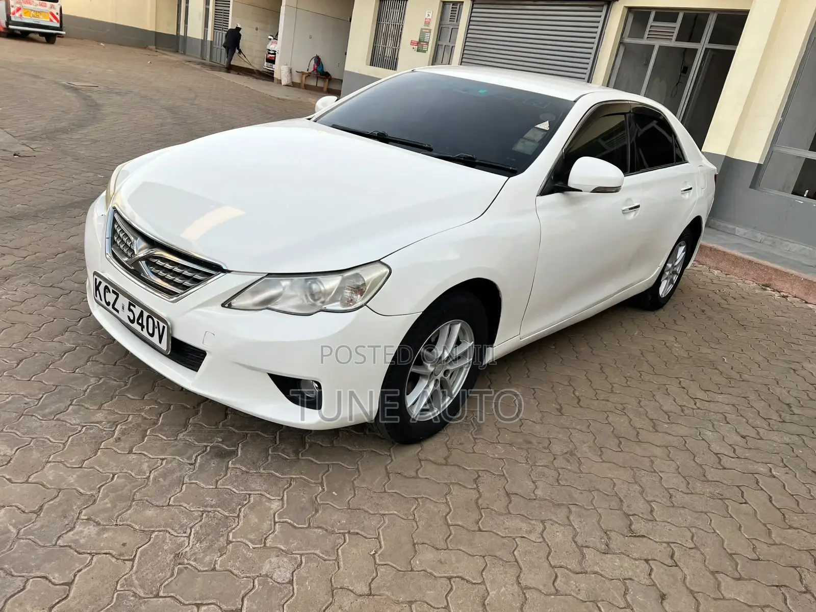 Toyota Mark X 2012 White