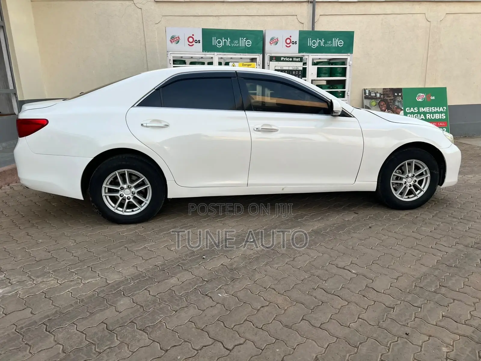 Toyota Mark X 2012 White