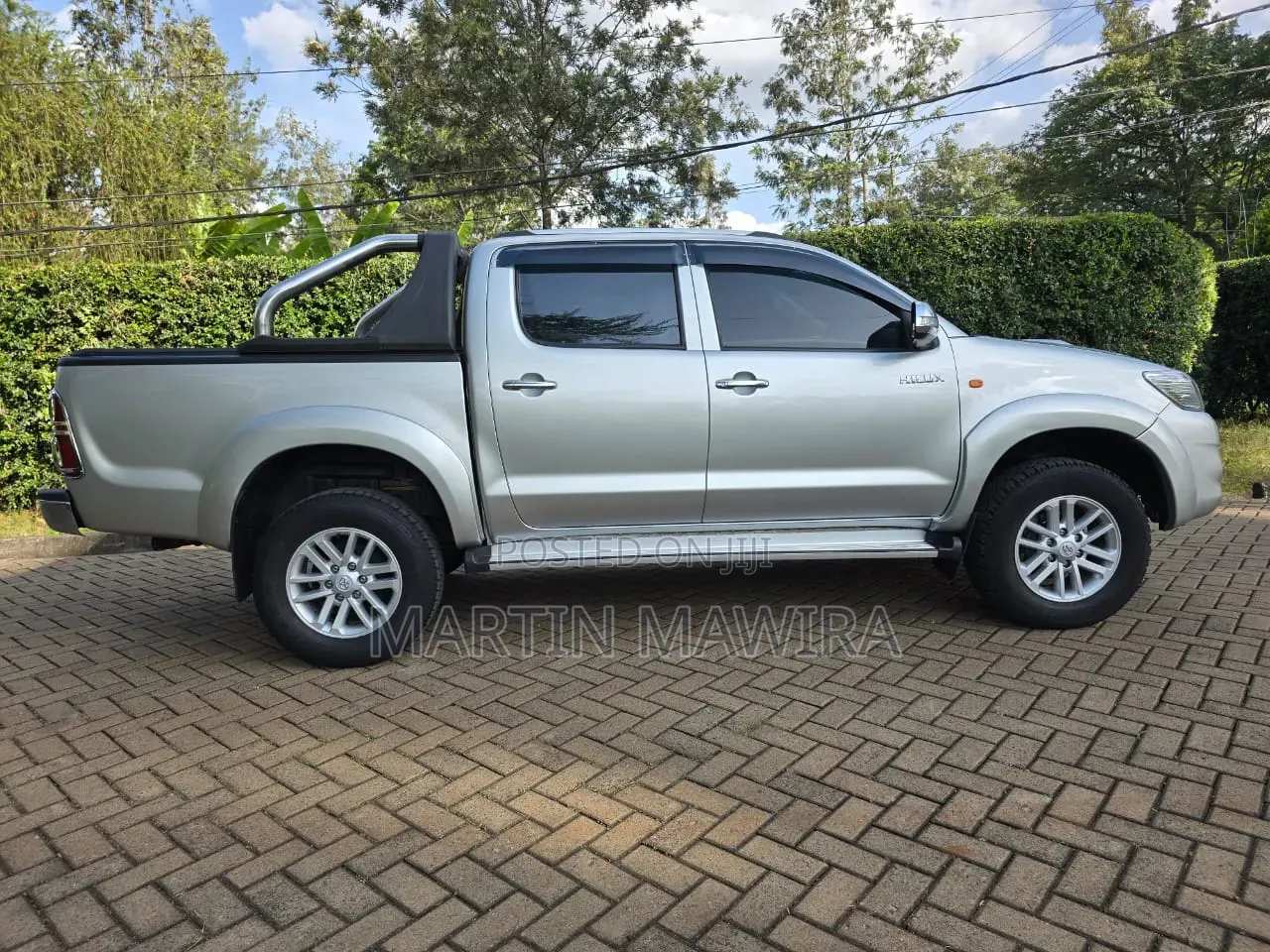 Toyota Hilux 2012 Silver