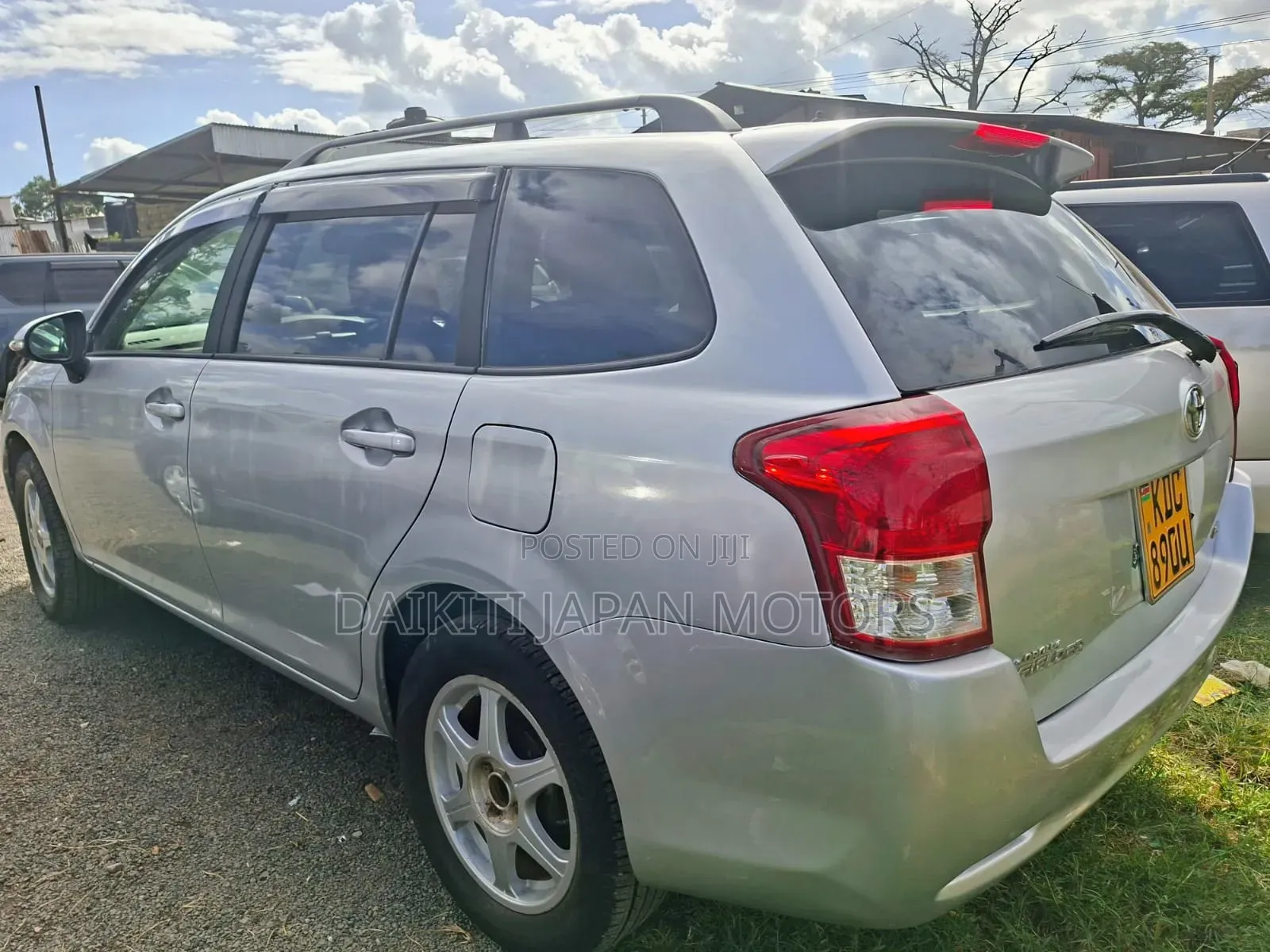 Toyota Corolla Fielder 2015 Silver