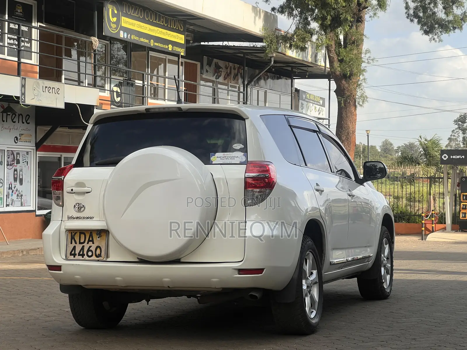 Toyota Vanguard 2013 Pearl