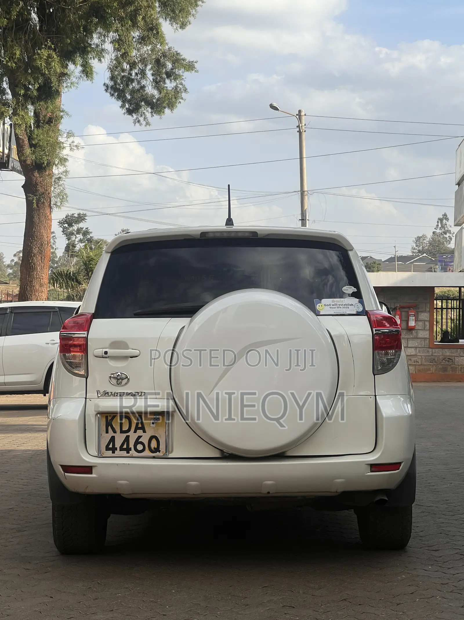 Toyota Vanguard 2013 Pearl