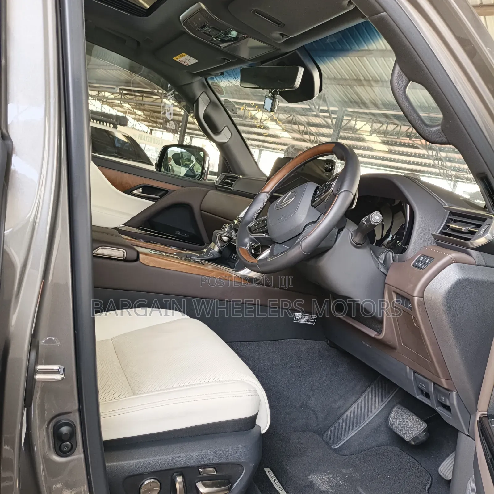 Lexus LX 2022 Gray