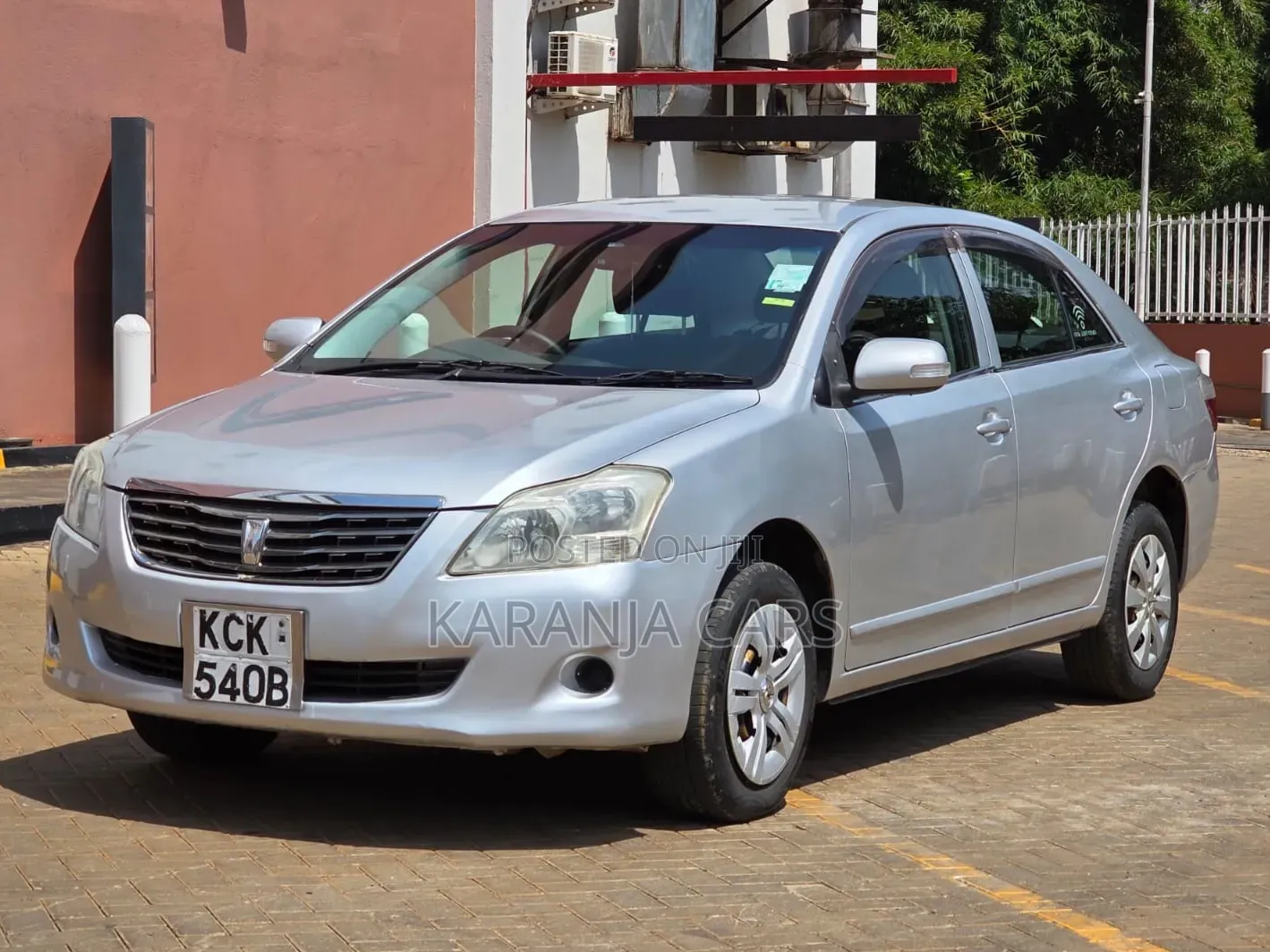 Toyota Premio 2010 Silver