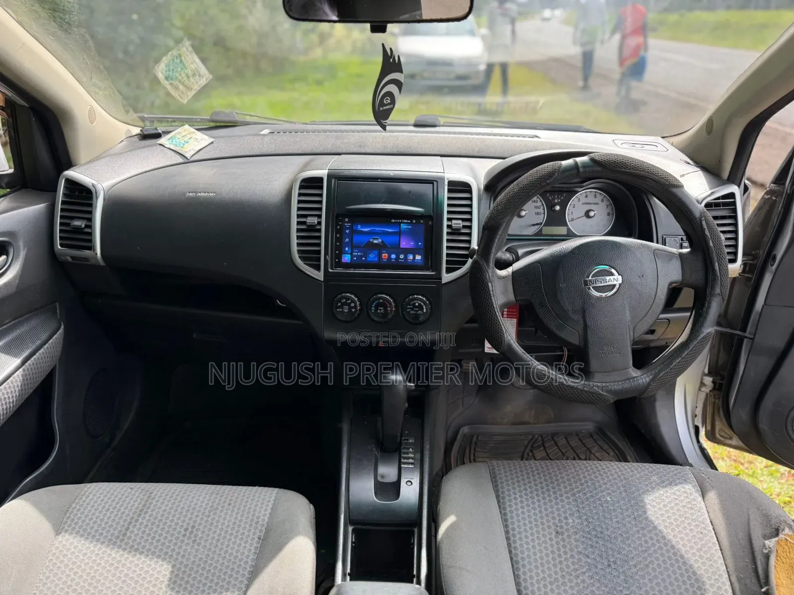Nissan Wingroad 2005 Silver