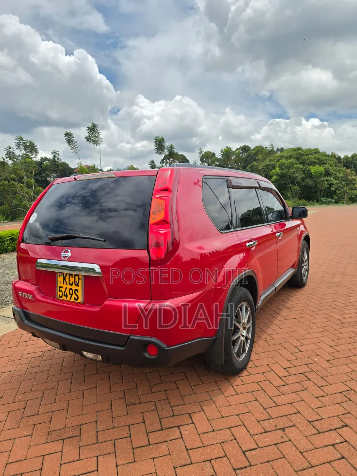 Nissan X-Trail 2010 Red