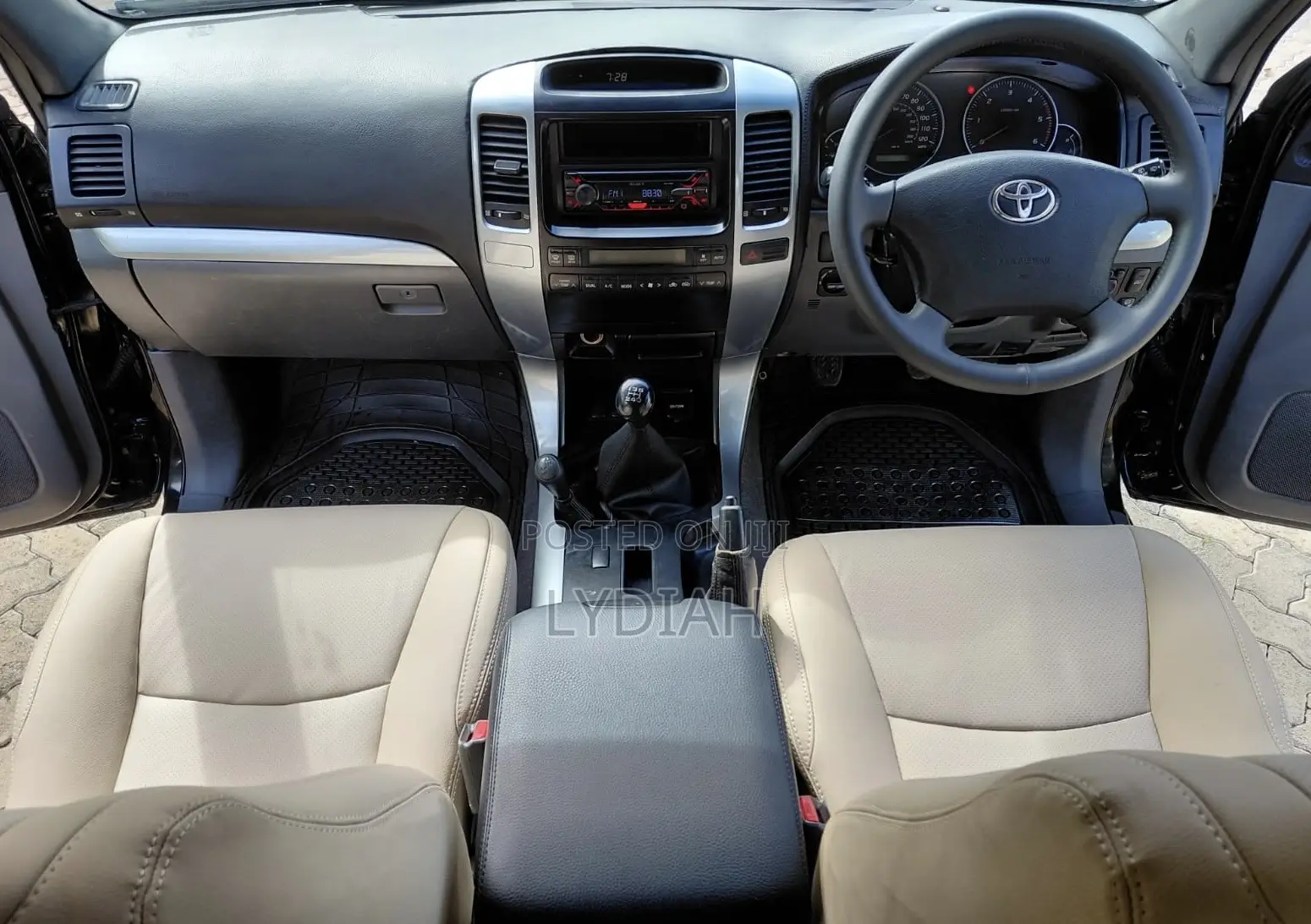 Toyota Land Cruiser Prado 2004 Black