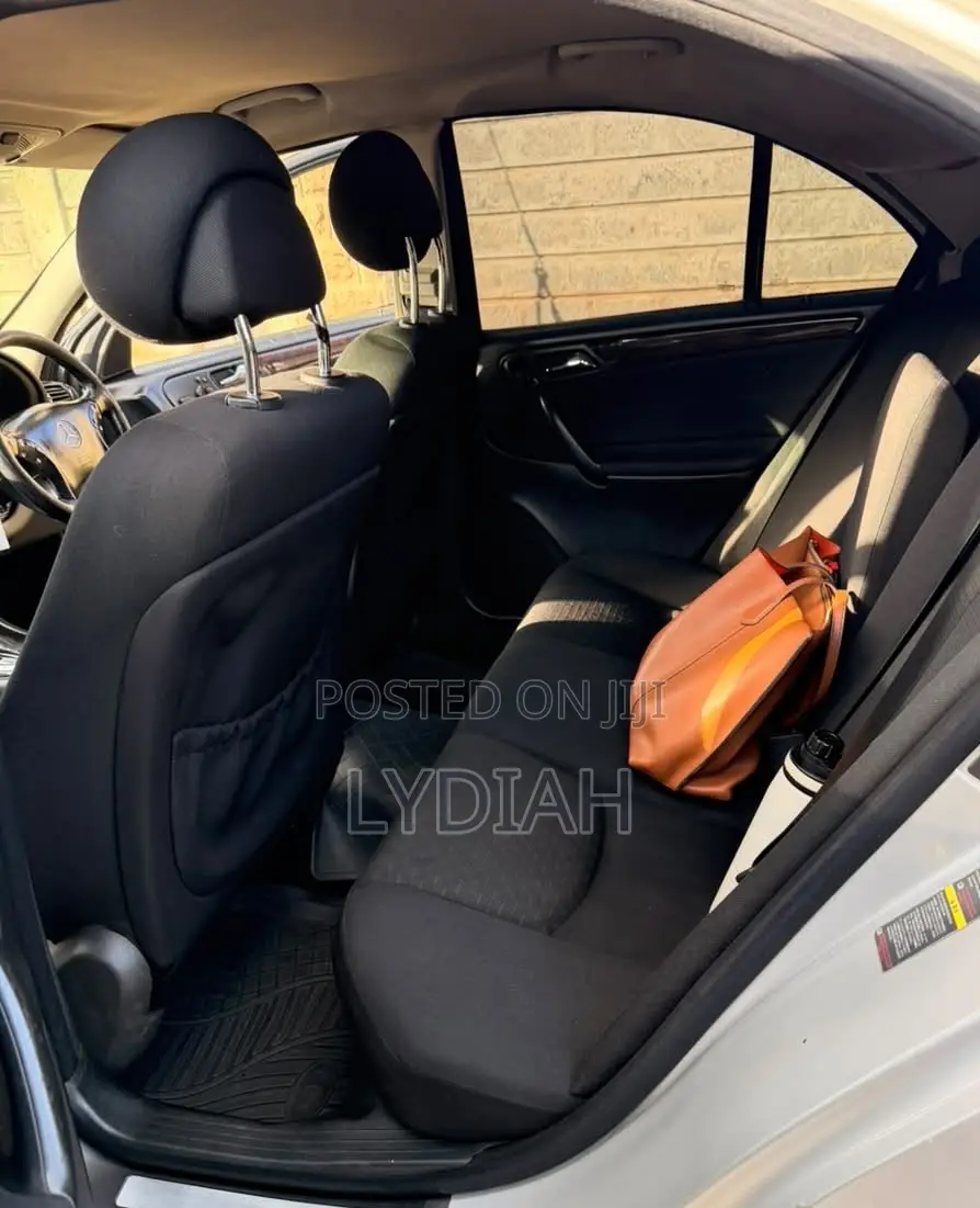 Mercedes-Benz C200 2005 Silver