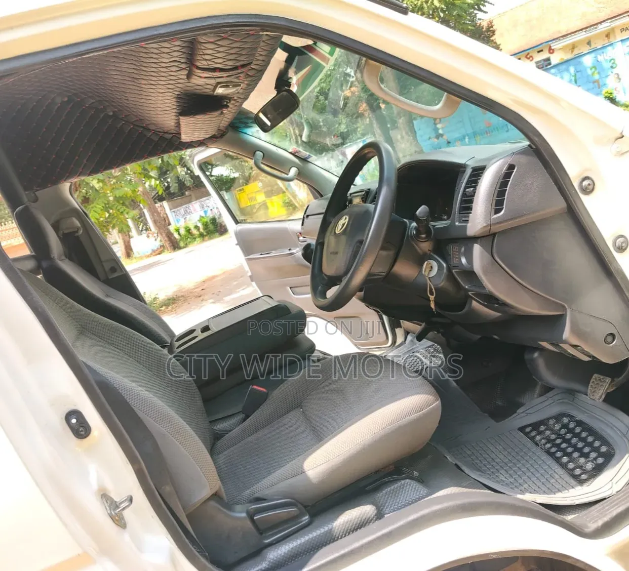 Toyota HiAce 2025 White