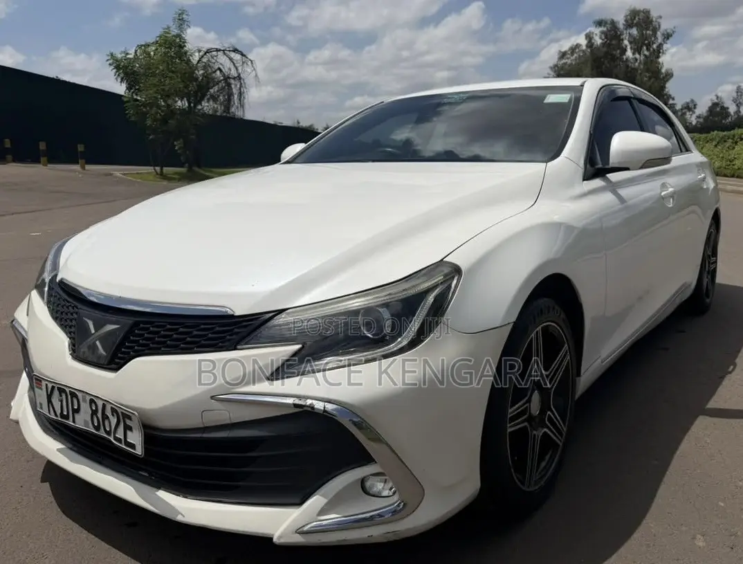 Toyota Mark X 2.5 RWD 2017 White