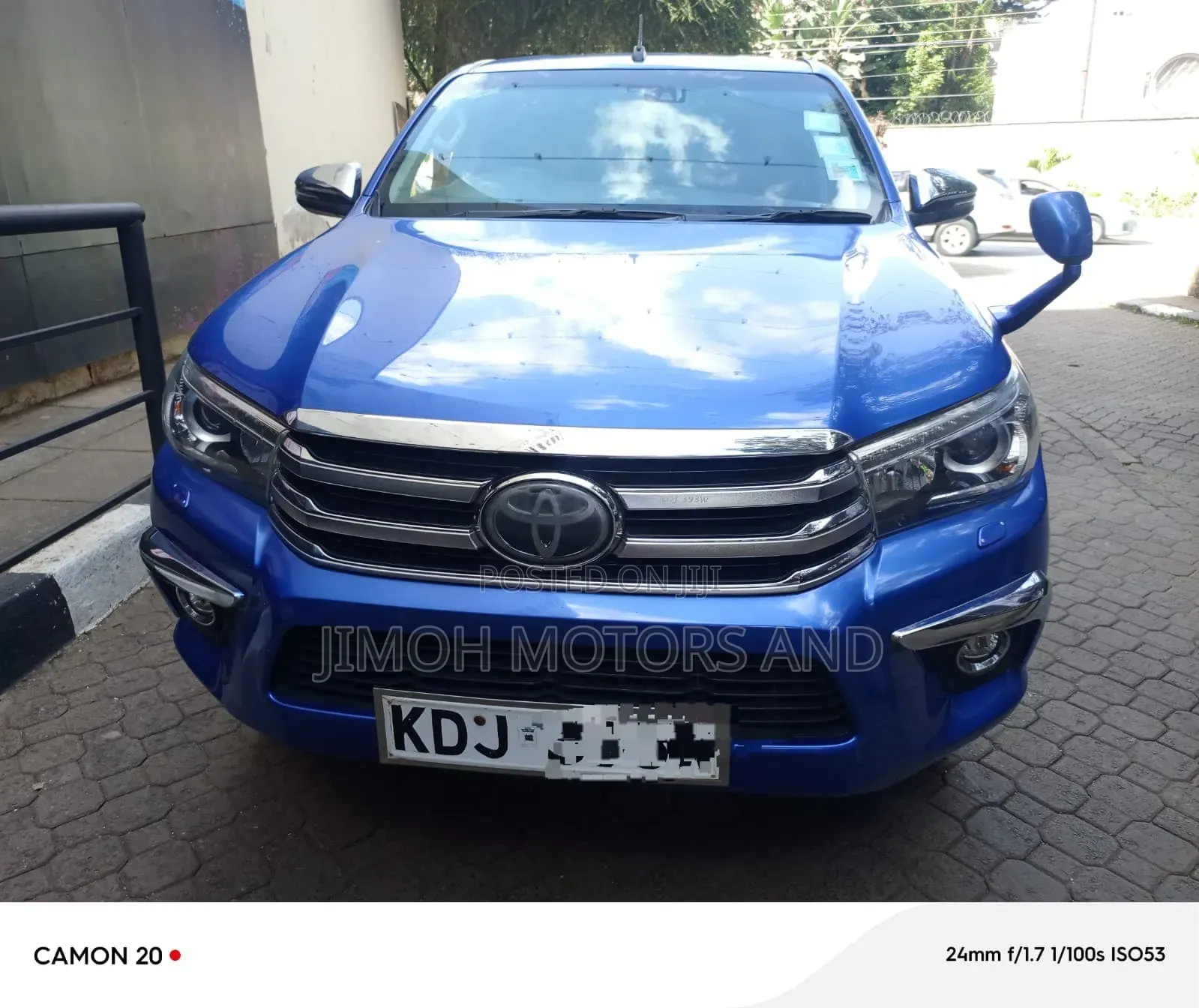 Toyota Hilux 2018 Blue
