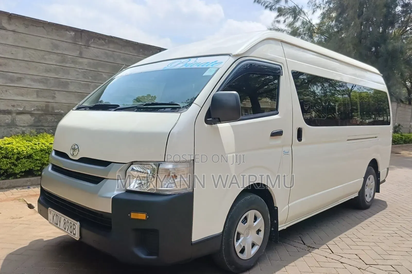 Toyota HiAce 2024 White