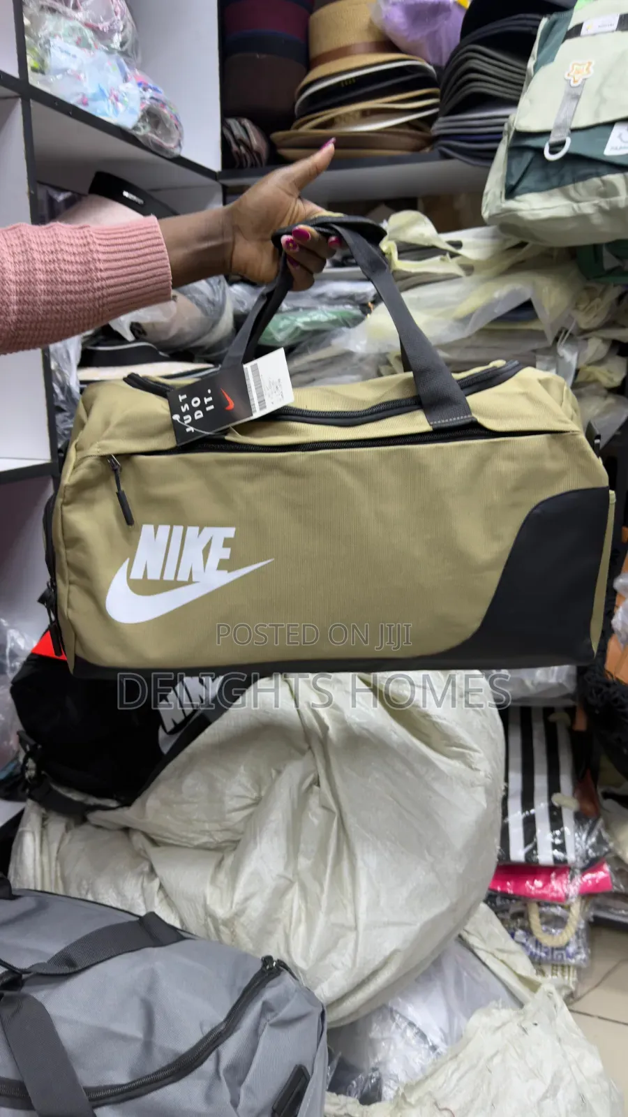 Nike Duffle /Gym Bag _Yu