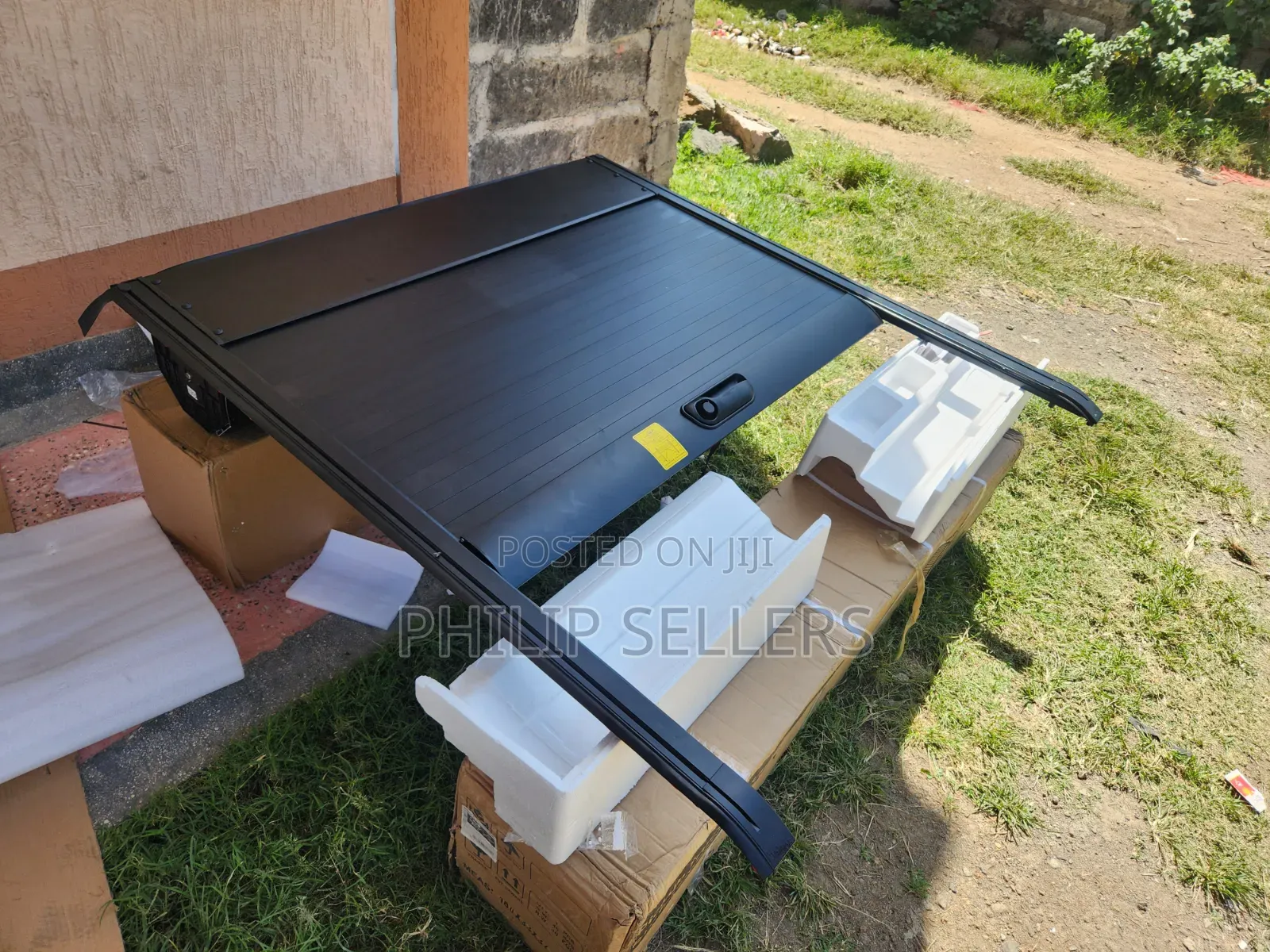 Bestwyll Manual Roller Shutter for Toyota Hilux