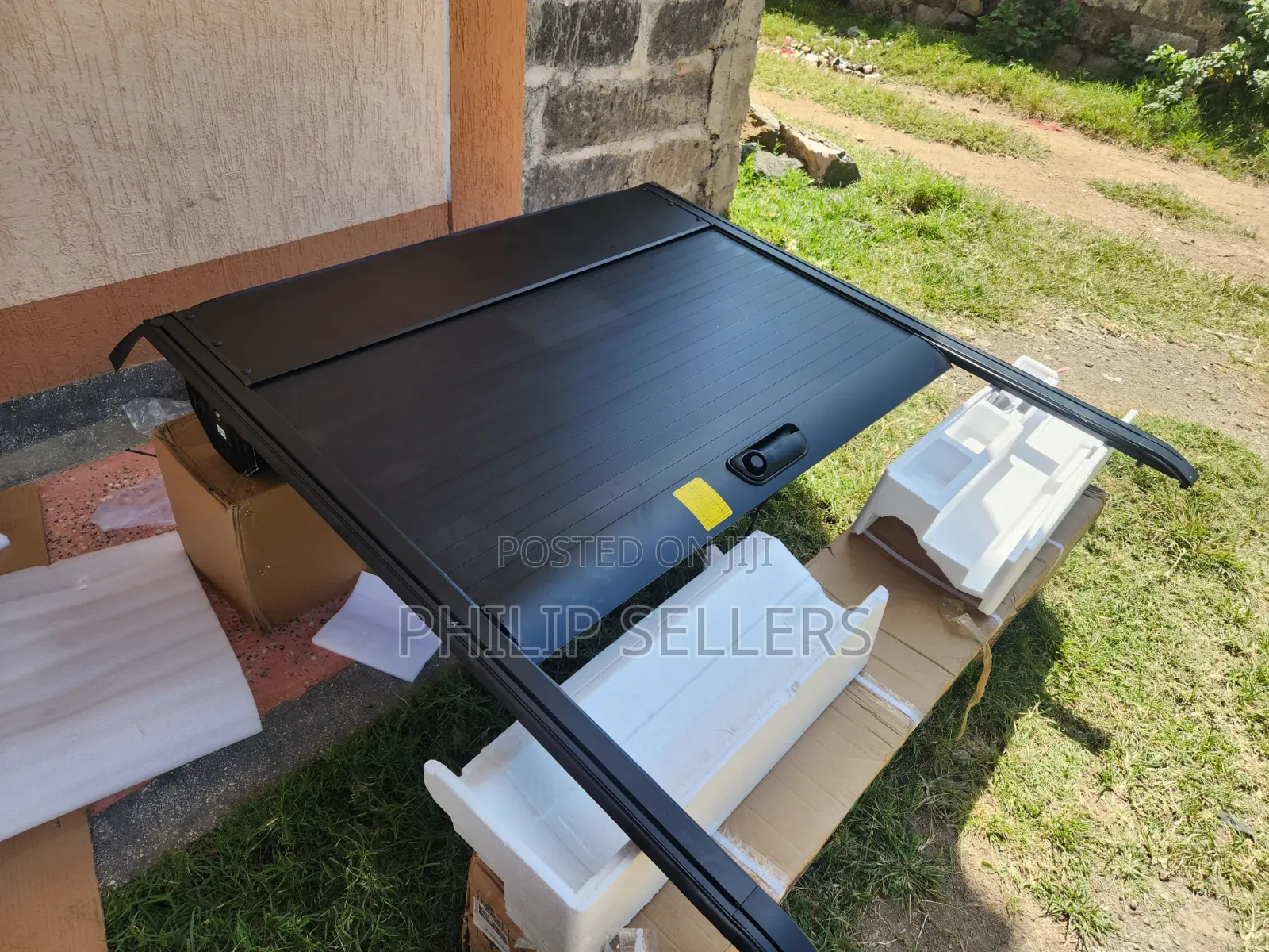 Adventurex4x4 Hilux Manual Roller Shutter