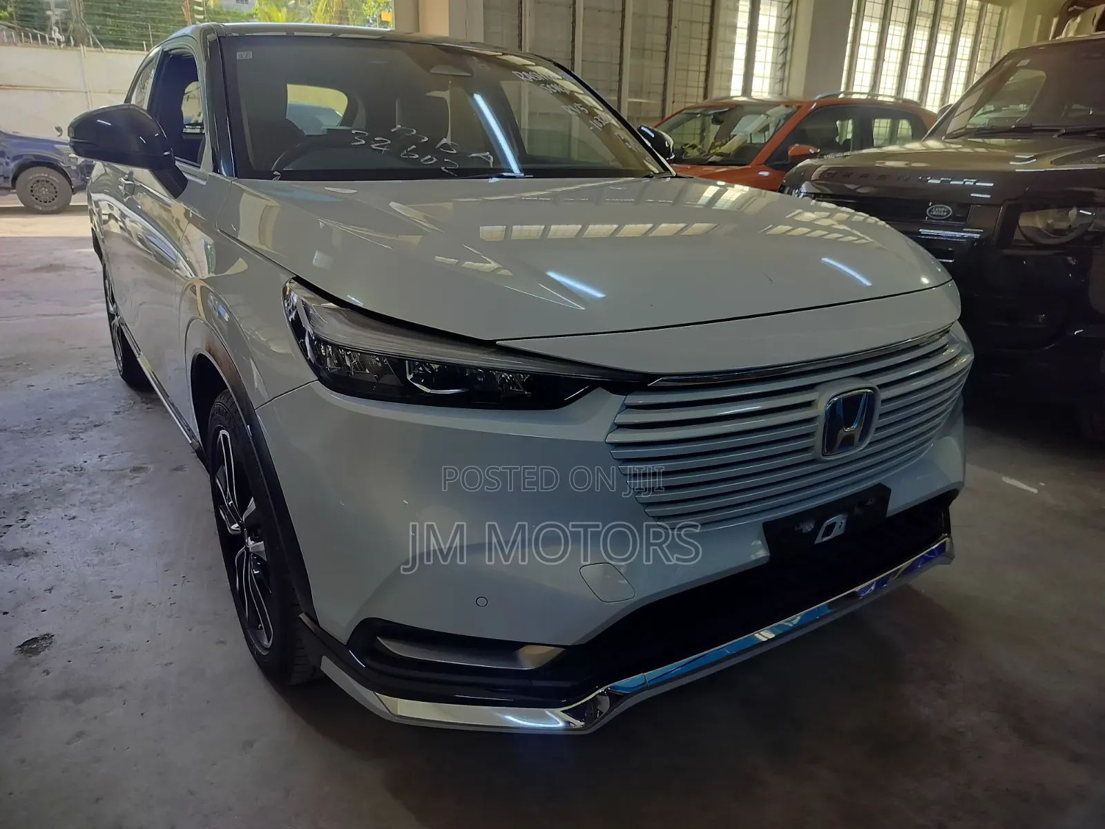 Honda Vezel 2021 Off white