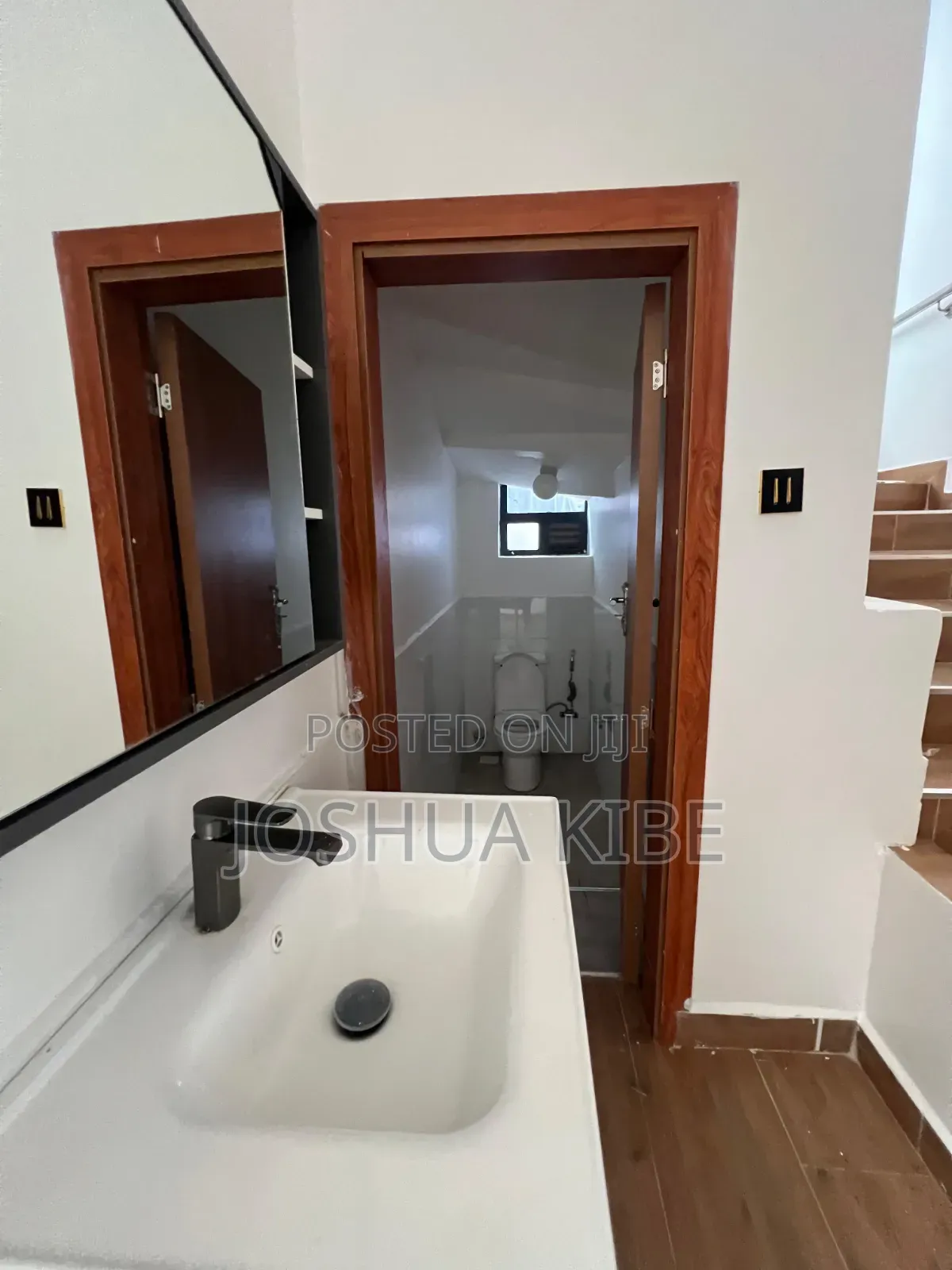 4bdrm Mansion in Membley Estate for rent