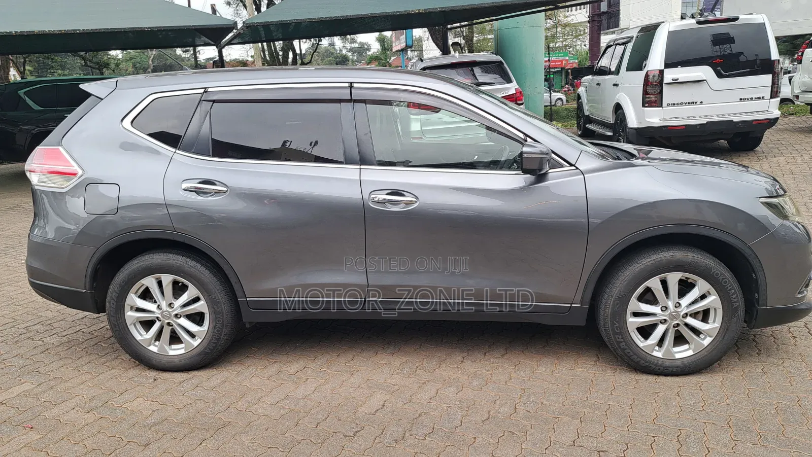 Nissan X-Trail 2016 Gray