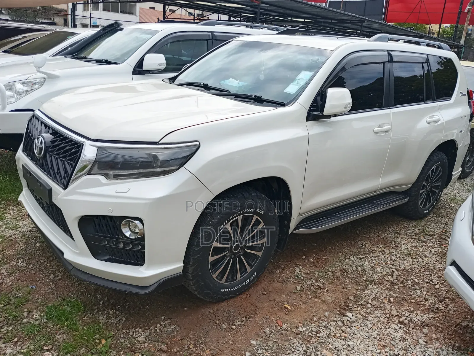 Toyota Land Cruiser Prado 2016 White