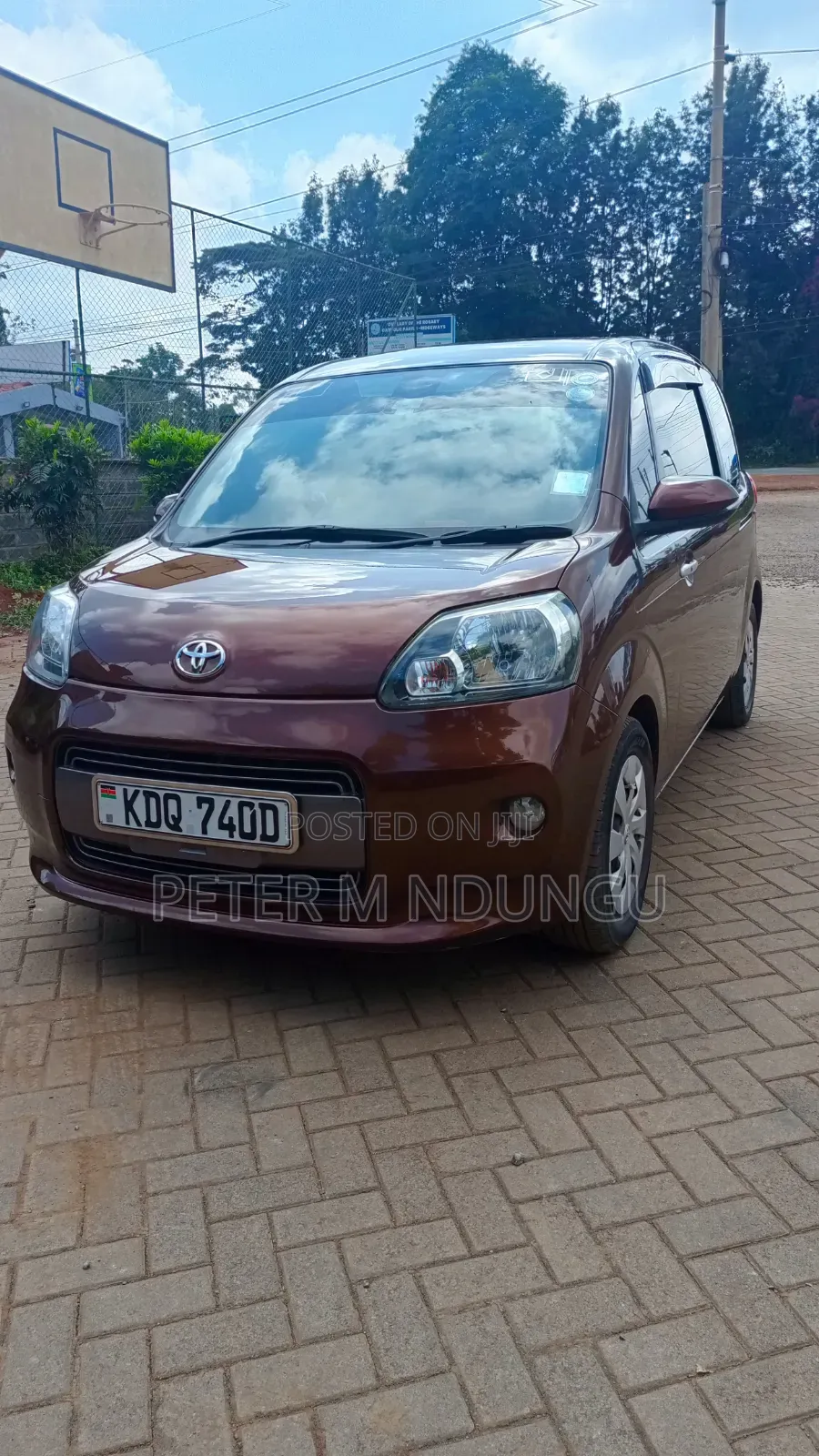 Toyota Porte 2017 Brown