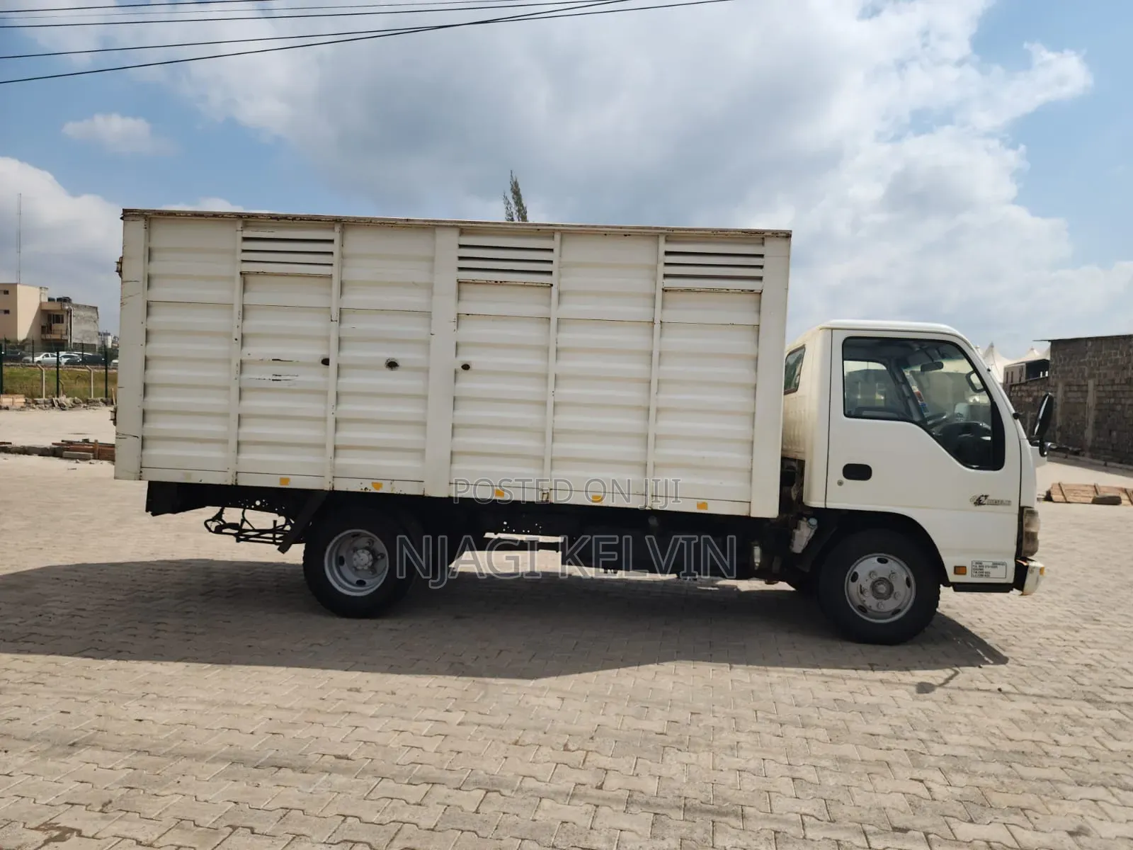 Year 2017 Isuzu Nkr