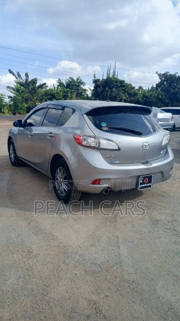 Mazda Axela 2012 Gray