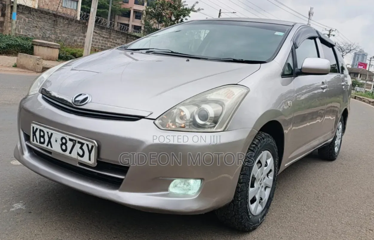 Toyota Wish 2007 Silver
