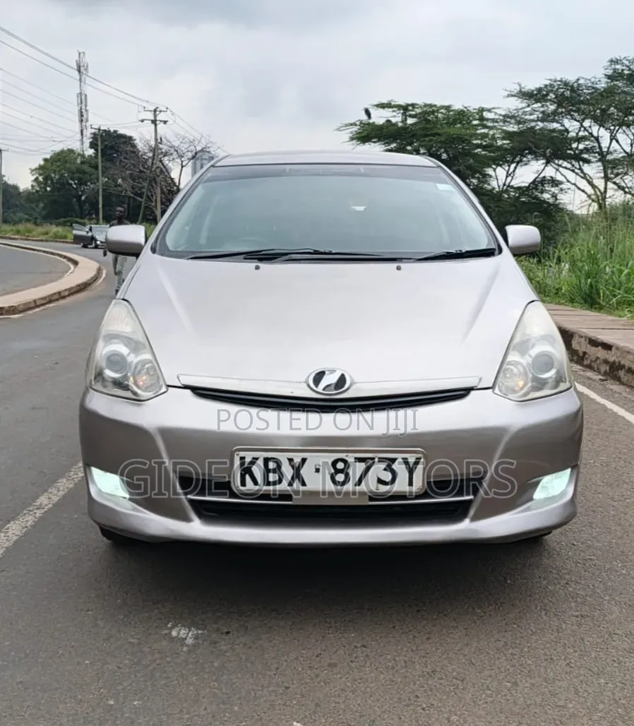 Toyota Wish 2007 Silver