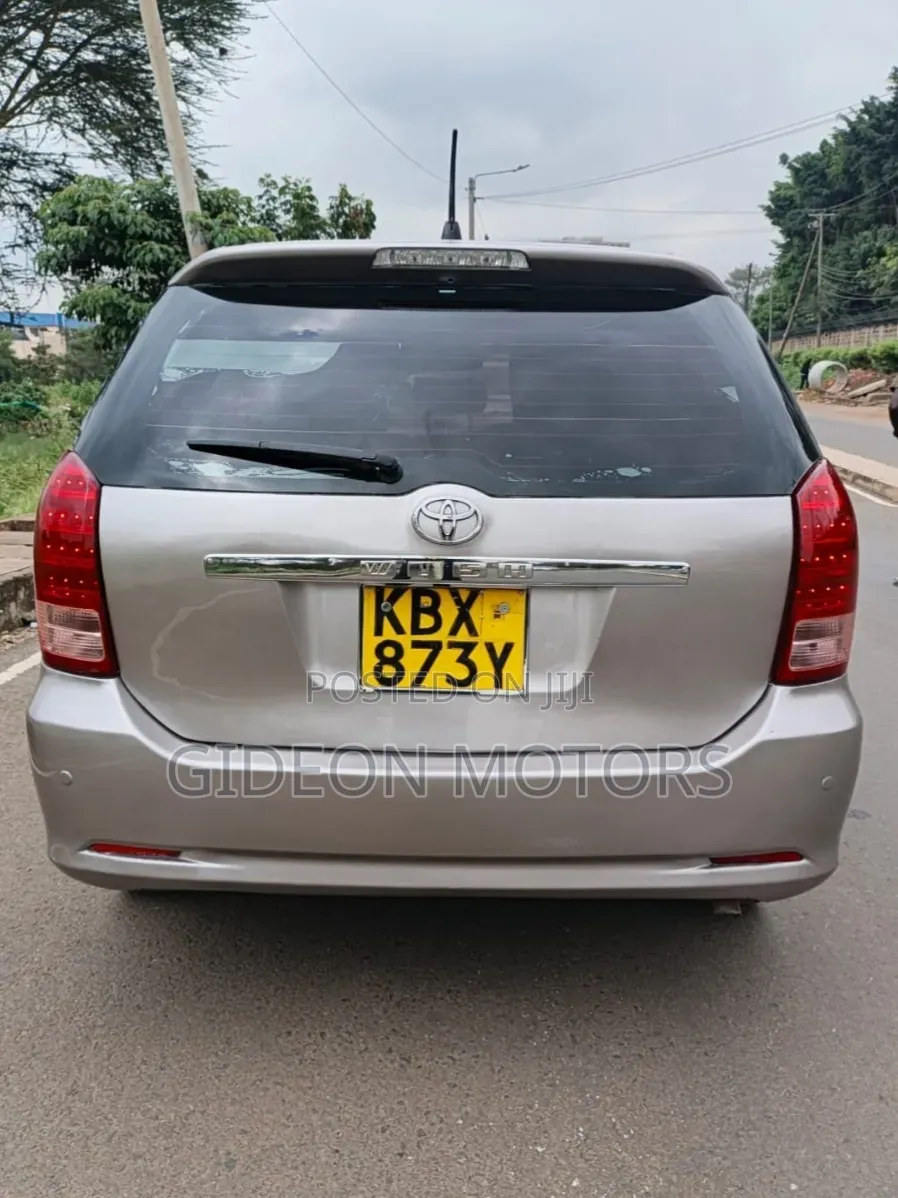 Toyota Wish 2007 Silver