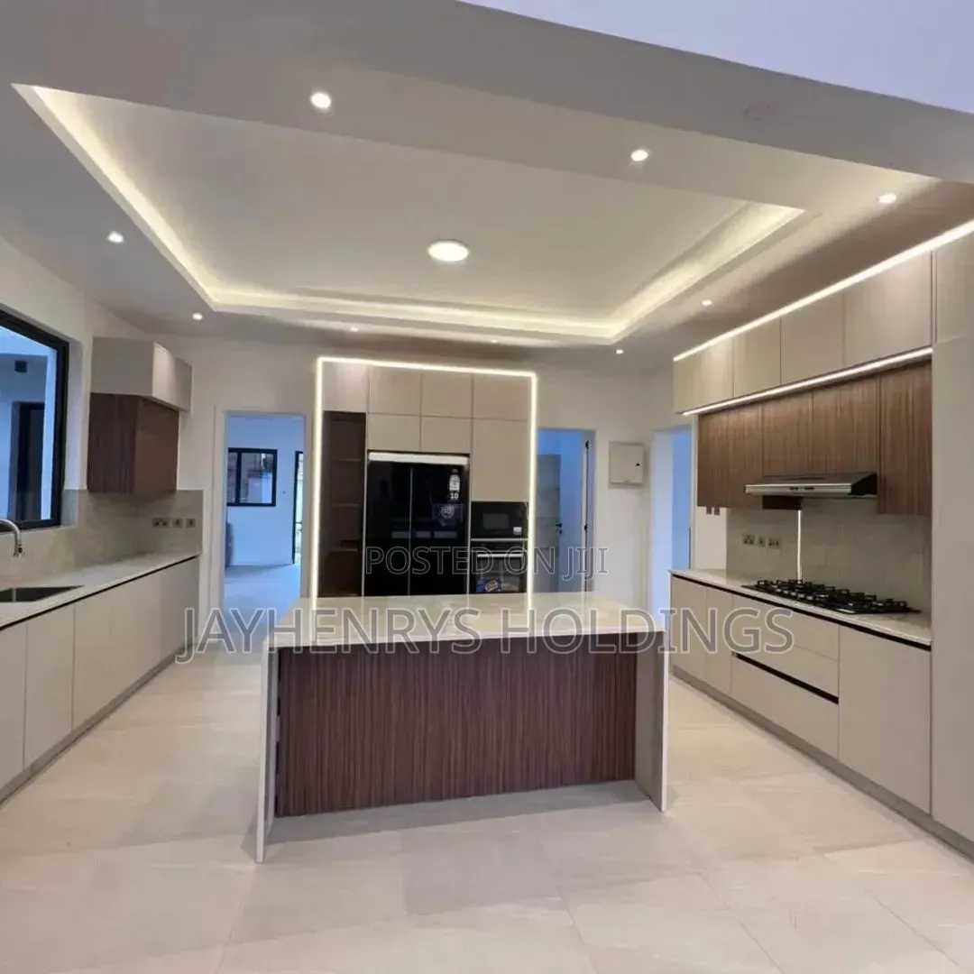 5bdrm Villa in Muthangari for rent