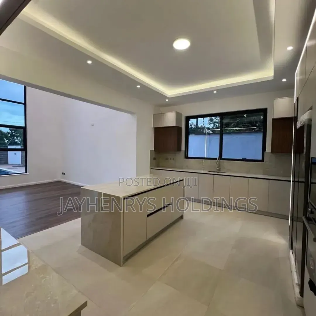 5bdrm Villa in Muthangari for rent