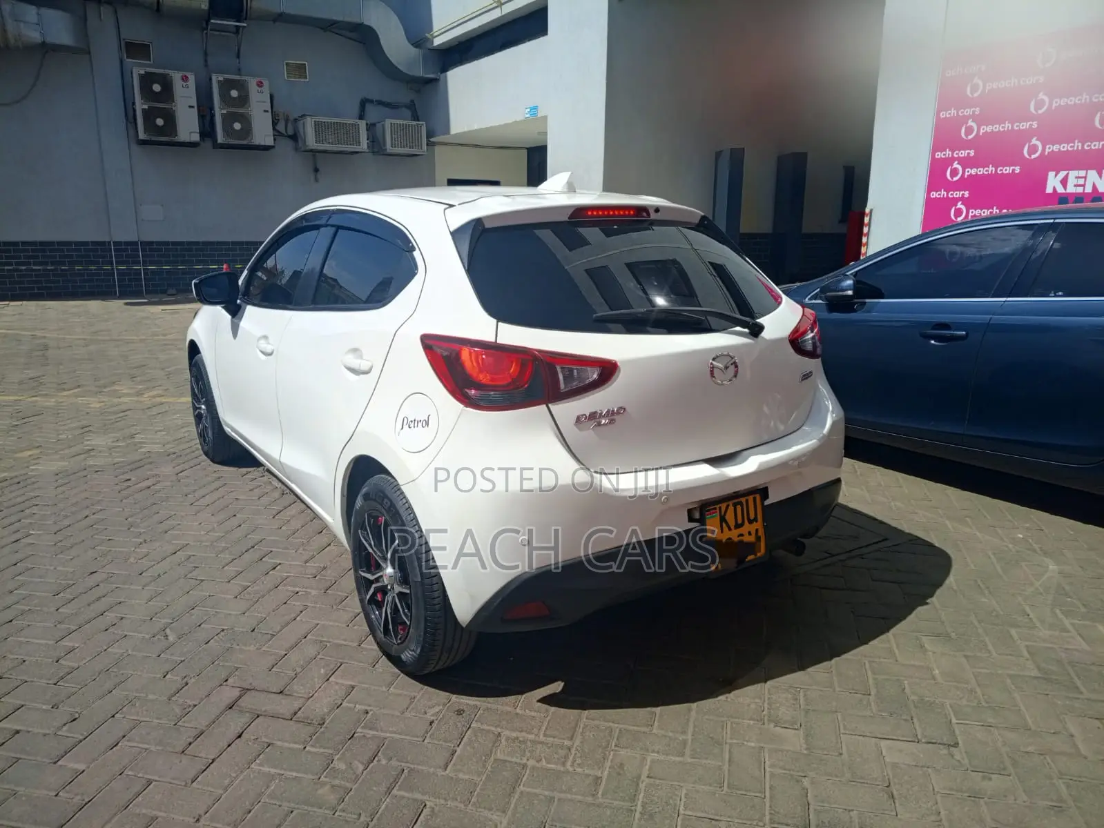 Mazda Demio 2018 White