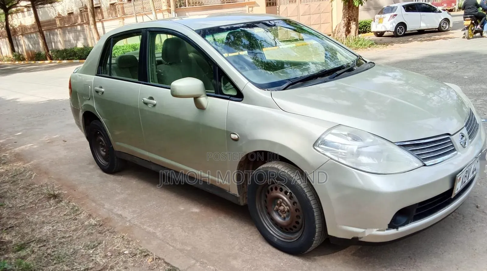Nissan Tiida 2007 White