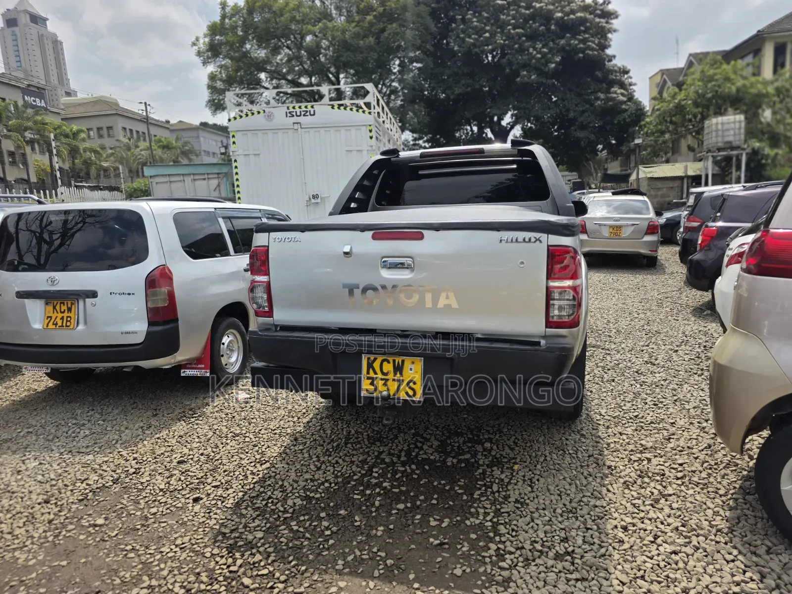 Toyota Hilux 2012 Silver