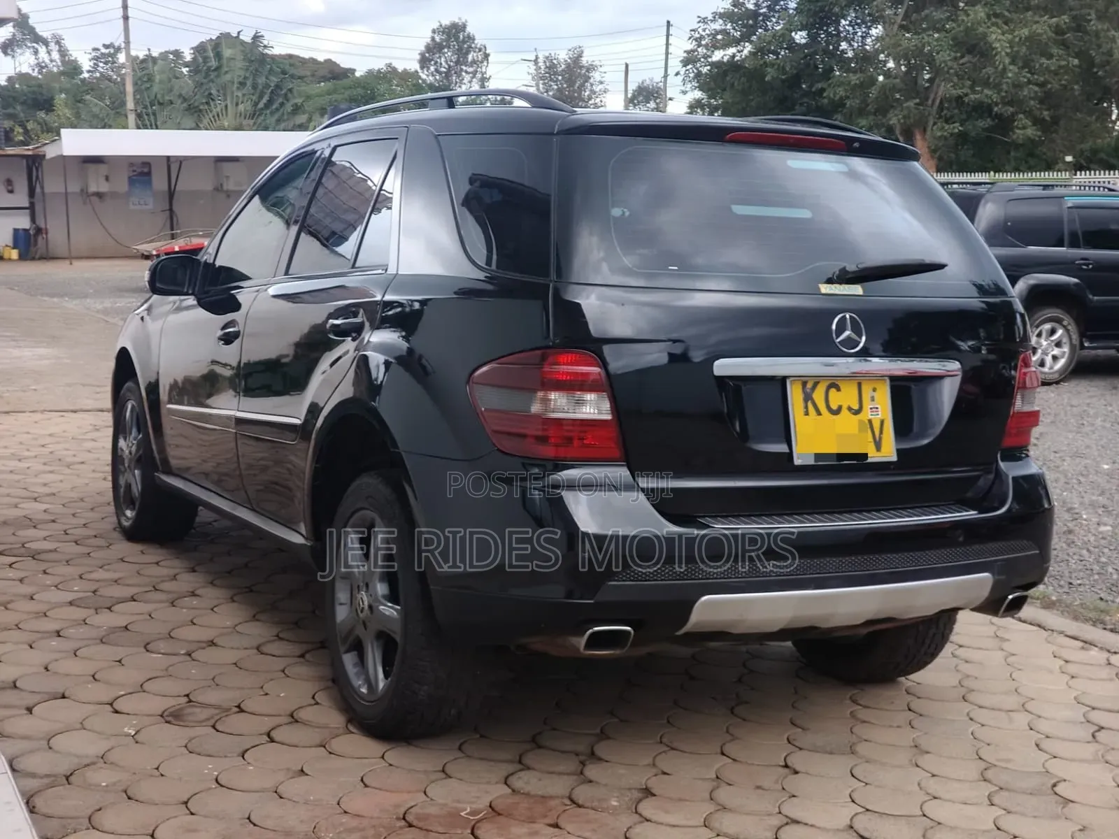 Mercedes-Benz M Class 2009 Black