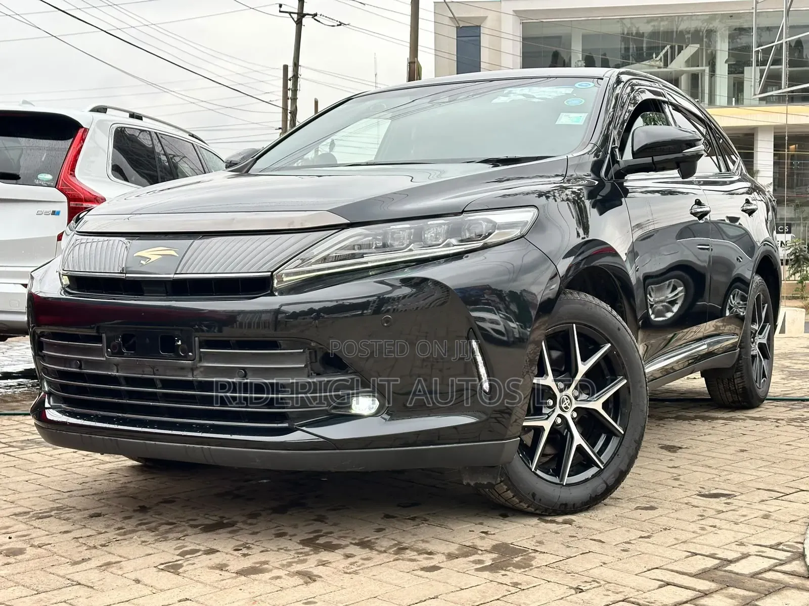 Toyota Harrier 2019 Black