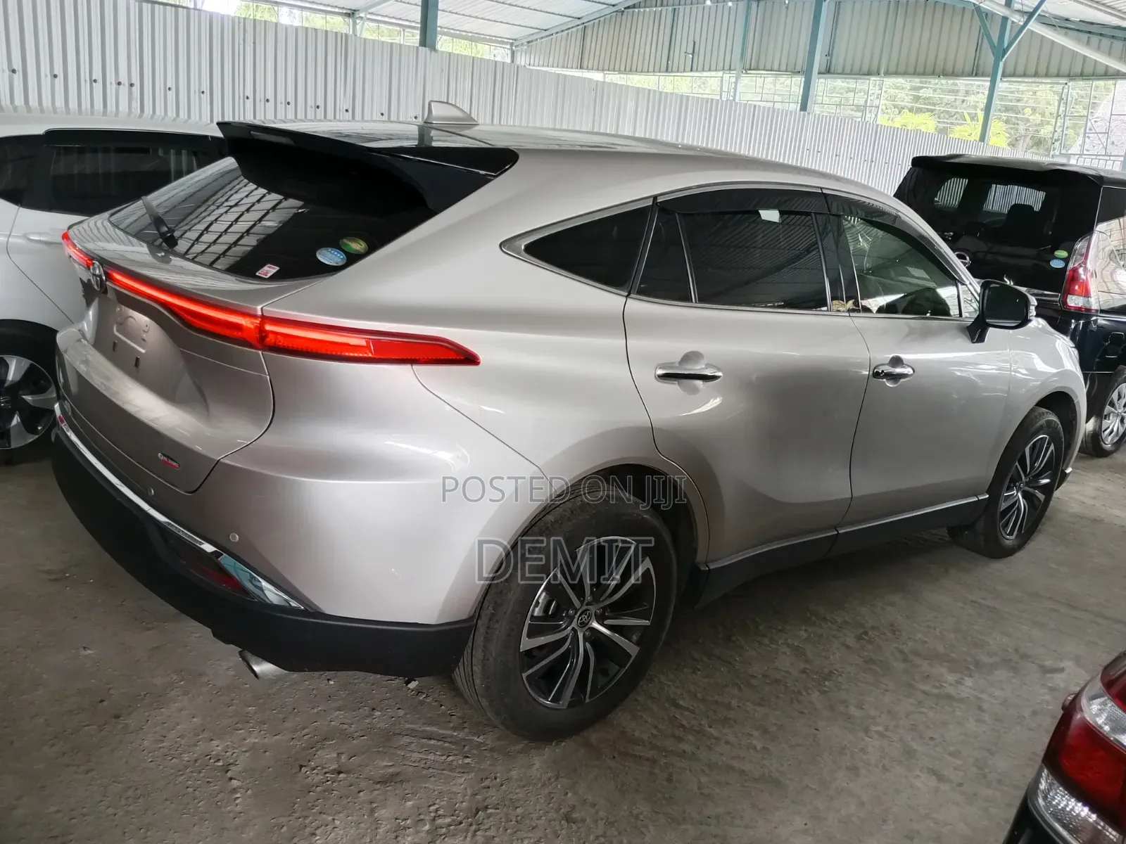 Toyota Harrier 2020 Gold