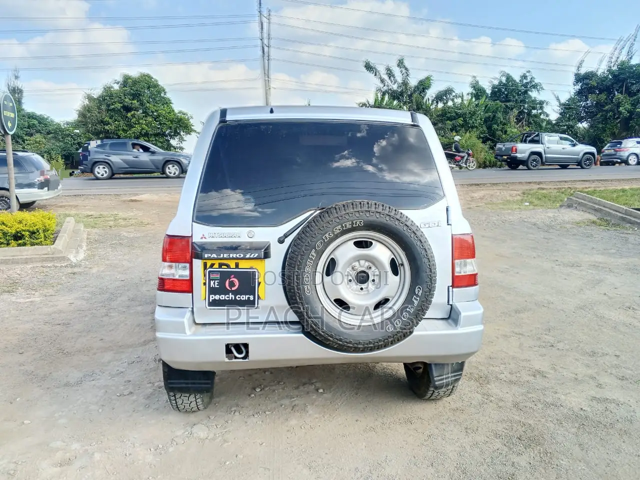 Mitsubishi Pajero 2003 Silver