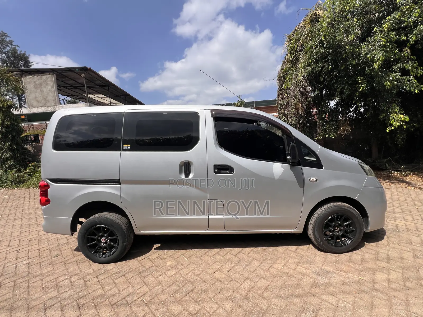 Nissan NV200 2018 Silver
