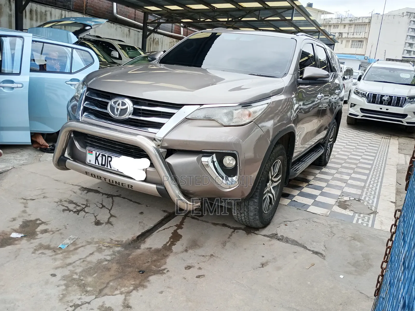 Toyota Fortuner 2019 Brown