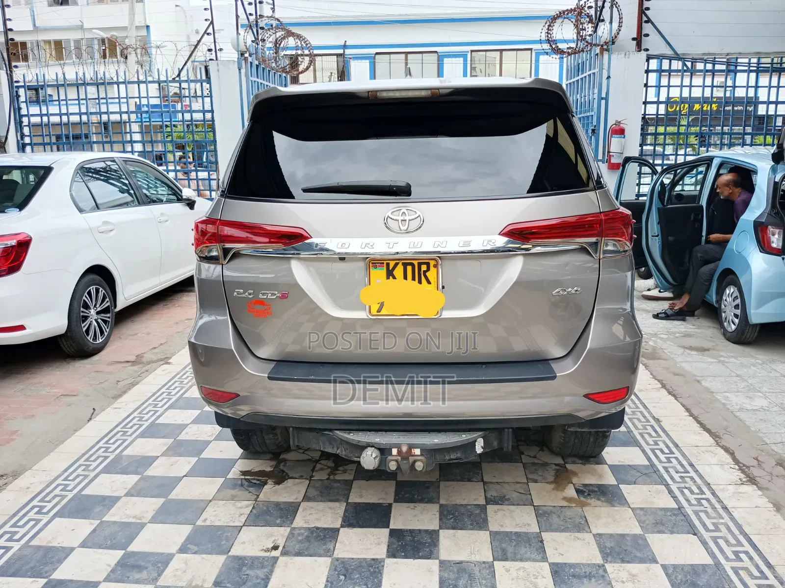 Toyota Fortuner 2019 Brown
