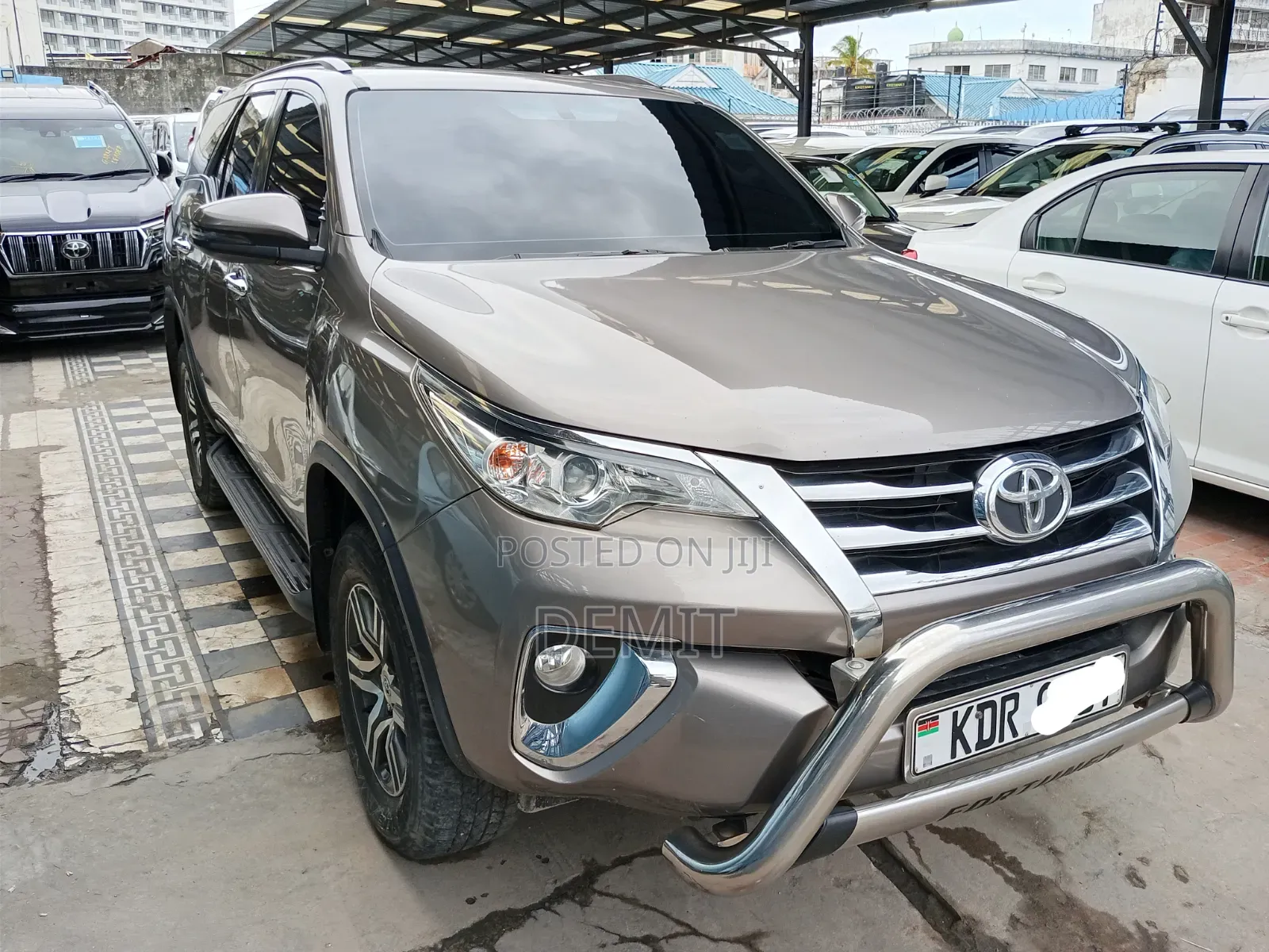 Toyota Fortuner 2019 Brown