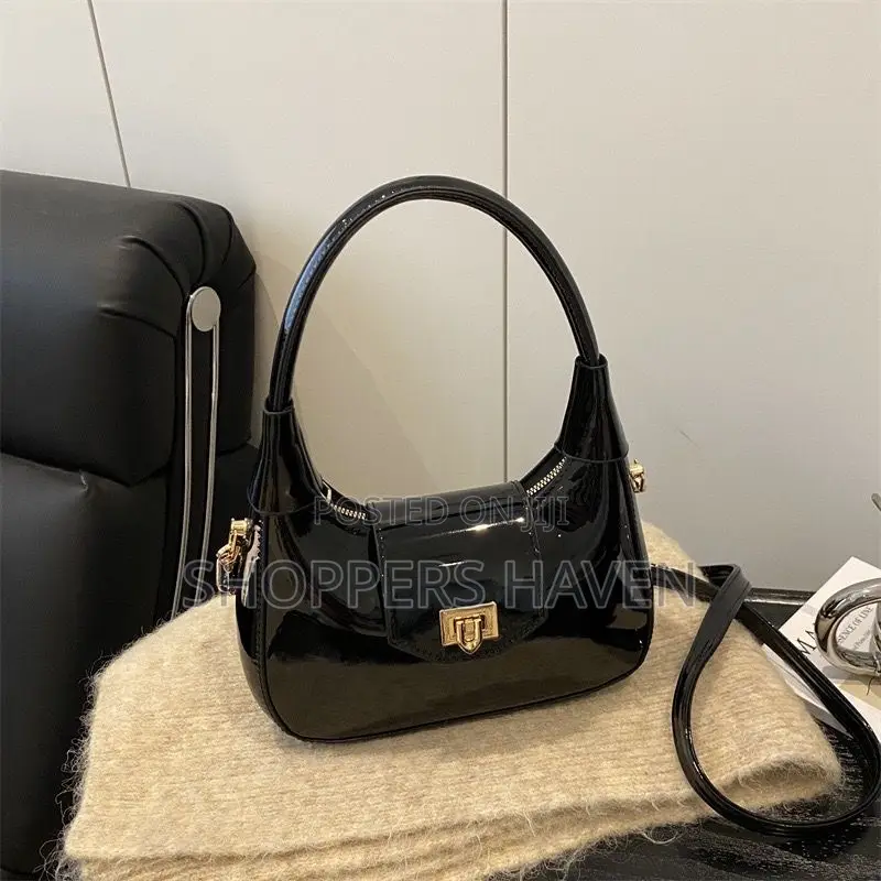 Wetlook Sling Bag