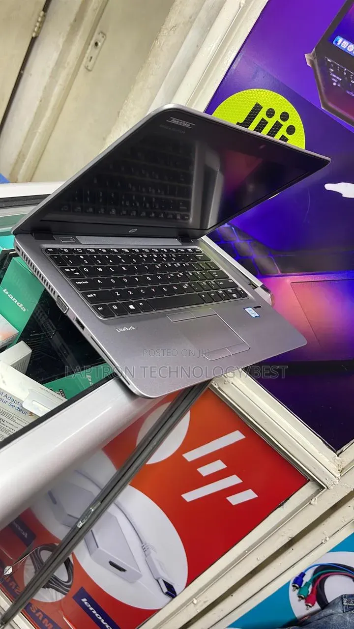 Laptop HP EliteBook 820 G3 8GB Intel Core i5 SSD 256GB