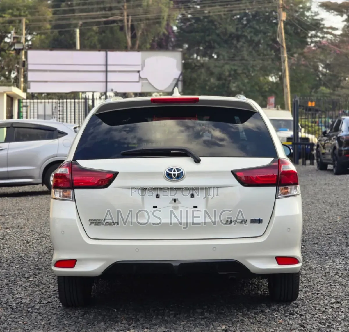 Fielder 2016 Rear Windscreen